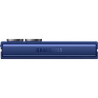 Телефон Samsung Galaxy Z Flip7 SM-F766B 12GB/512GB (синий) фото-5