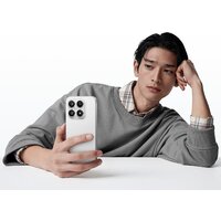 Телефон Xiaomi 17 12GB/256GB китайская версия (белый) фото-3 Телефон Xiaomi 17 12GB/256GB китайская версия (белый) фото-3